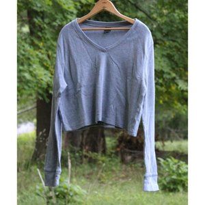 WILD FABLE Medium Long Sleeve Grey Crop Top